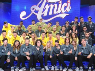 Come riunire in parti un esercizio di stomaco