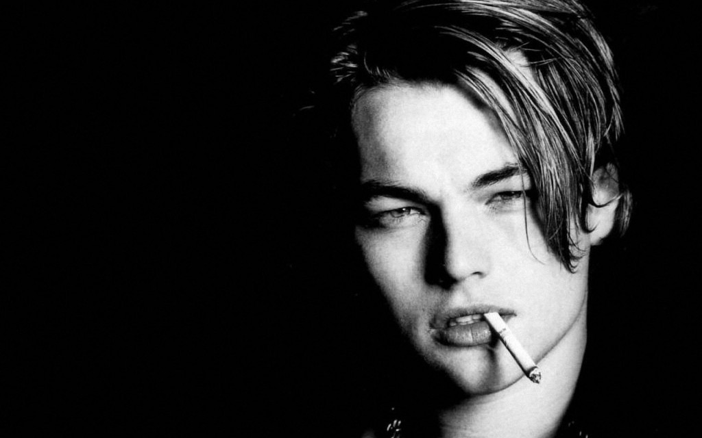 Leonardo Di Caprio paparazzato in vacanza: irriconoscibile!