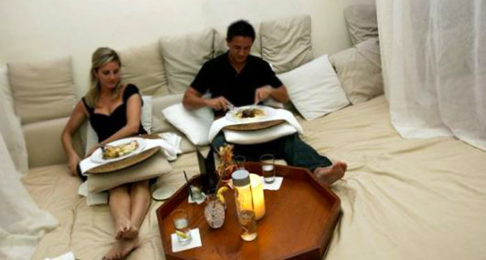 La generazione di oggi fa tutto a letto