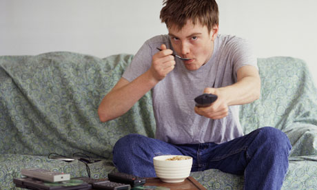 Con la noia si mangia di più, ecco perché