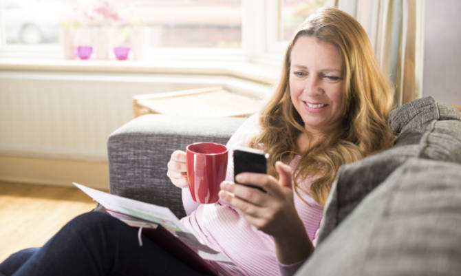 Studio inglese: gli smartphone causano le rughe