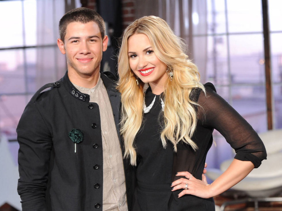Demi Lovato e Nick Jonas cancellano due concerti contro una legge omofoba