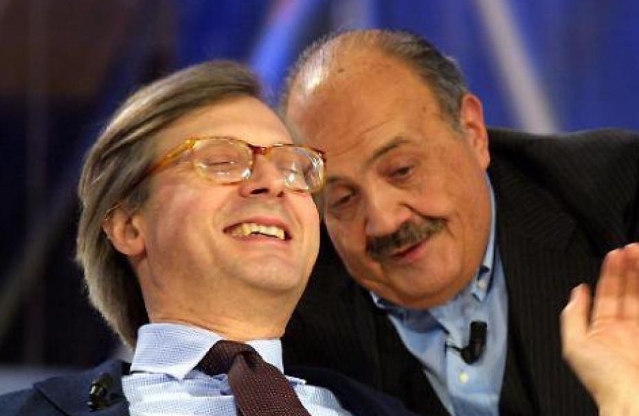 Vittorio Sgarbi, battuta choc in tv: Maurizio Costanzo è gay, vi spiego il perché…”
