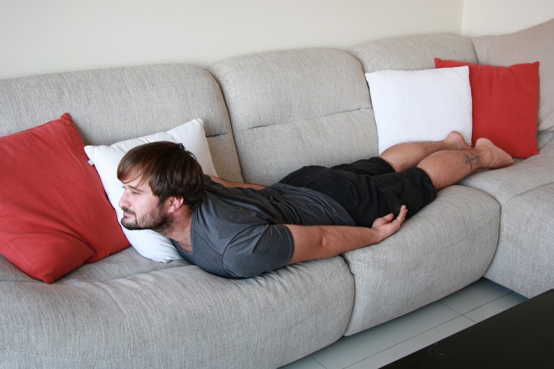 Vacanze a basso costo, scegli il couchsurfing