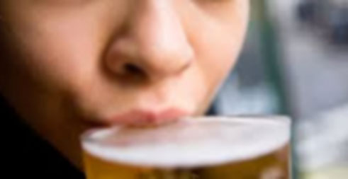 Muore di meningite dopo la serata al pub, è allarme contagio fra i giovani: ecco i luoghi della tragedia