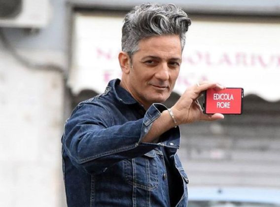 Fiorello furioso per un post su Facebook, ecco cosa c’era scritto