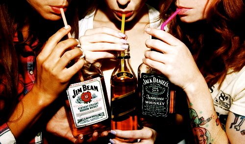 Diventare brilli, senza ubriacarsi: sei consigli per gestire l’alcol