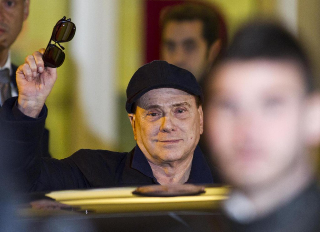 Berlusconi in ospedale, ore di ansia: “E’ molto affaticato”