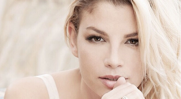 Emma Marrone: le vacanze con il suo TOP model, il suo nuovo amico