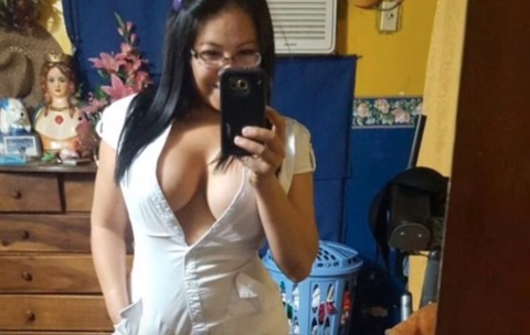 Prof manda foto hot agli alunni: “Se non fate sesso con me vi boccio”